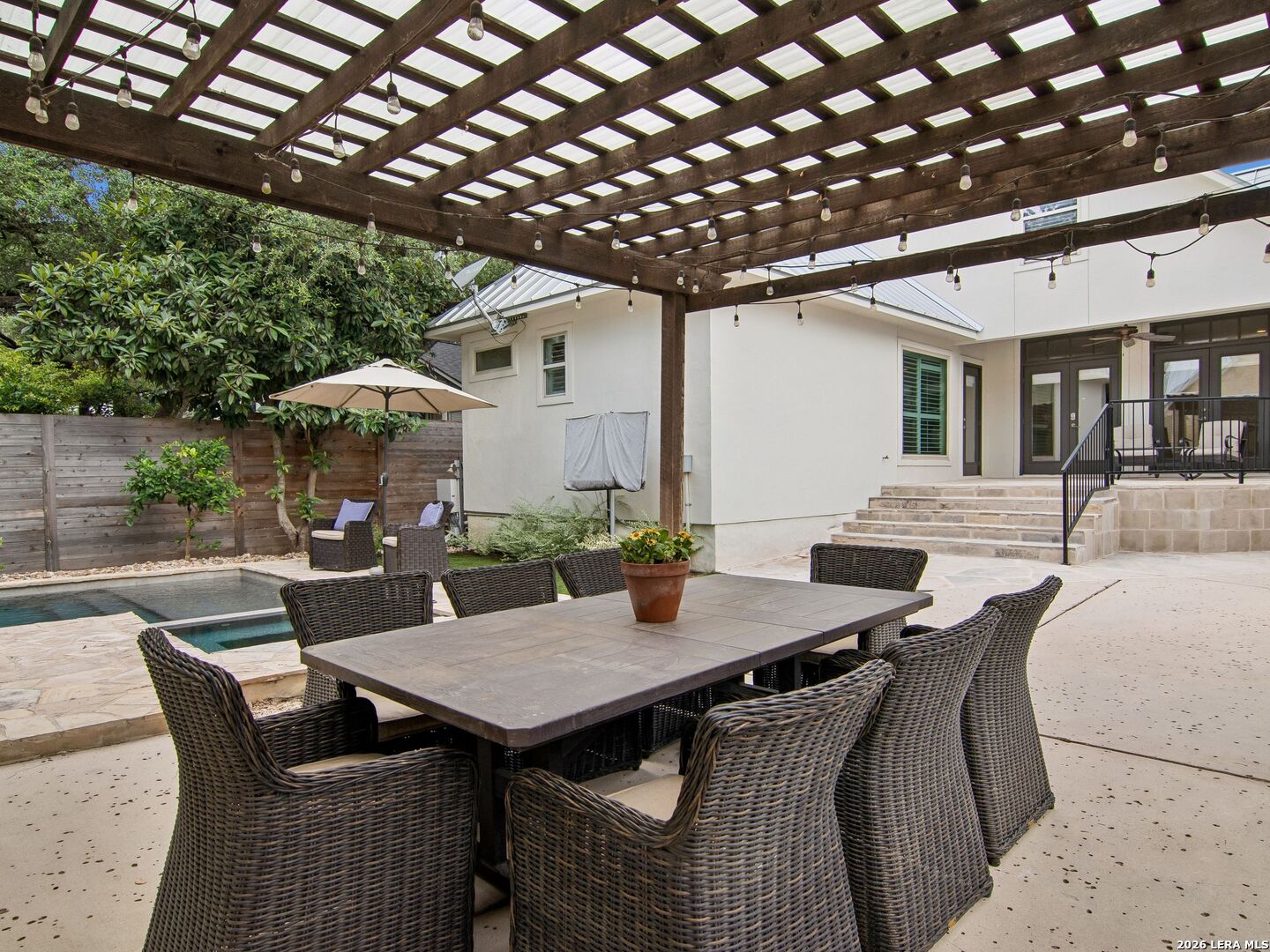 310 Castano Avenue, Alamoheights, TX 78209