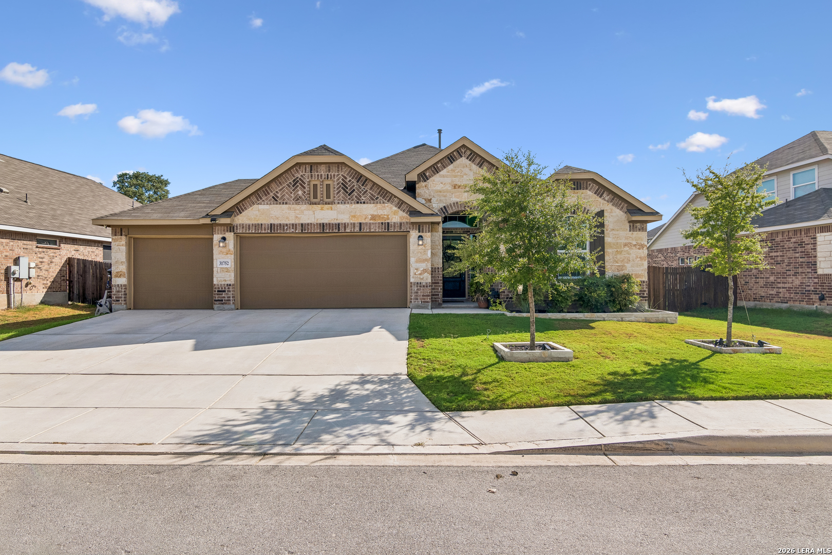 31752 Meander Ln Listing Cover Image