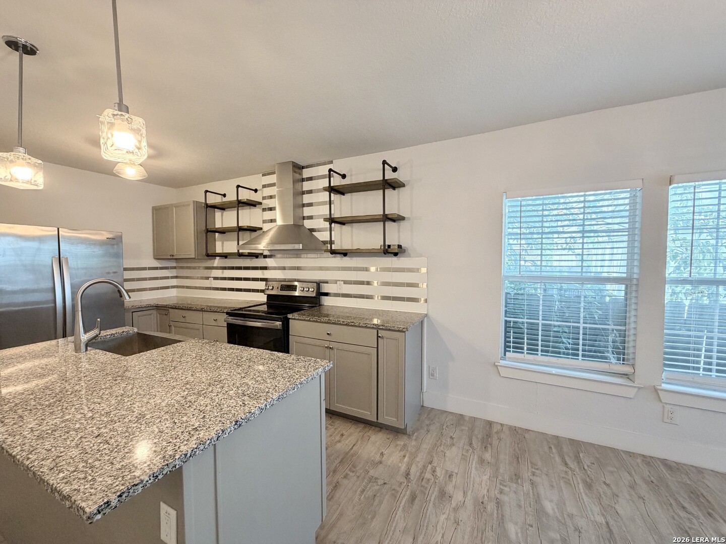 707 S OLIVE ST, #A, San Antonio, TX 78203