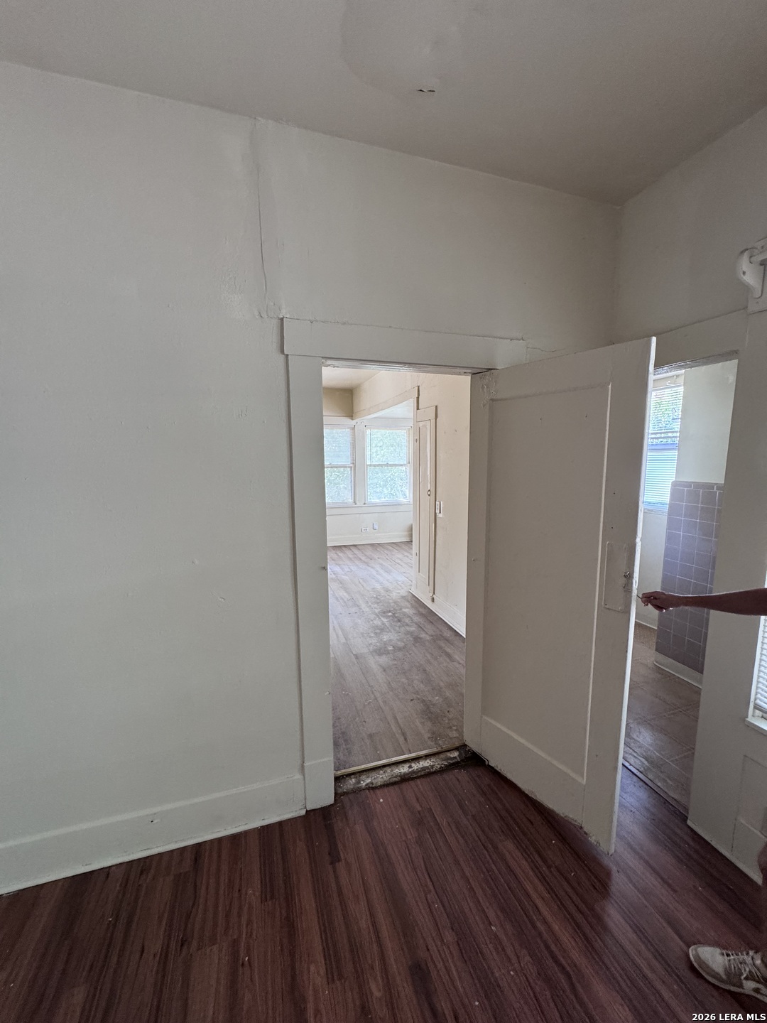 216 Avondale Ave