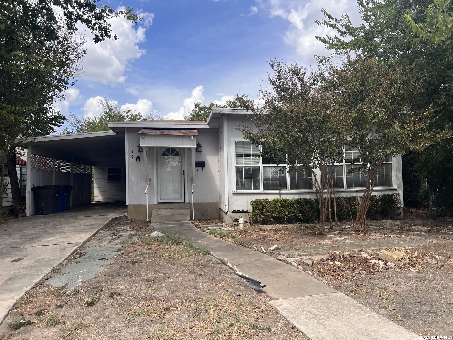 127 Grecian Dr Listing Cover Image