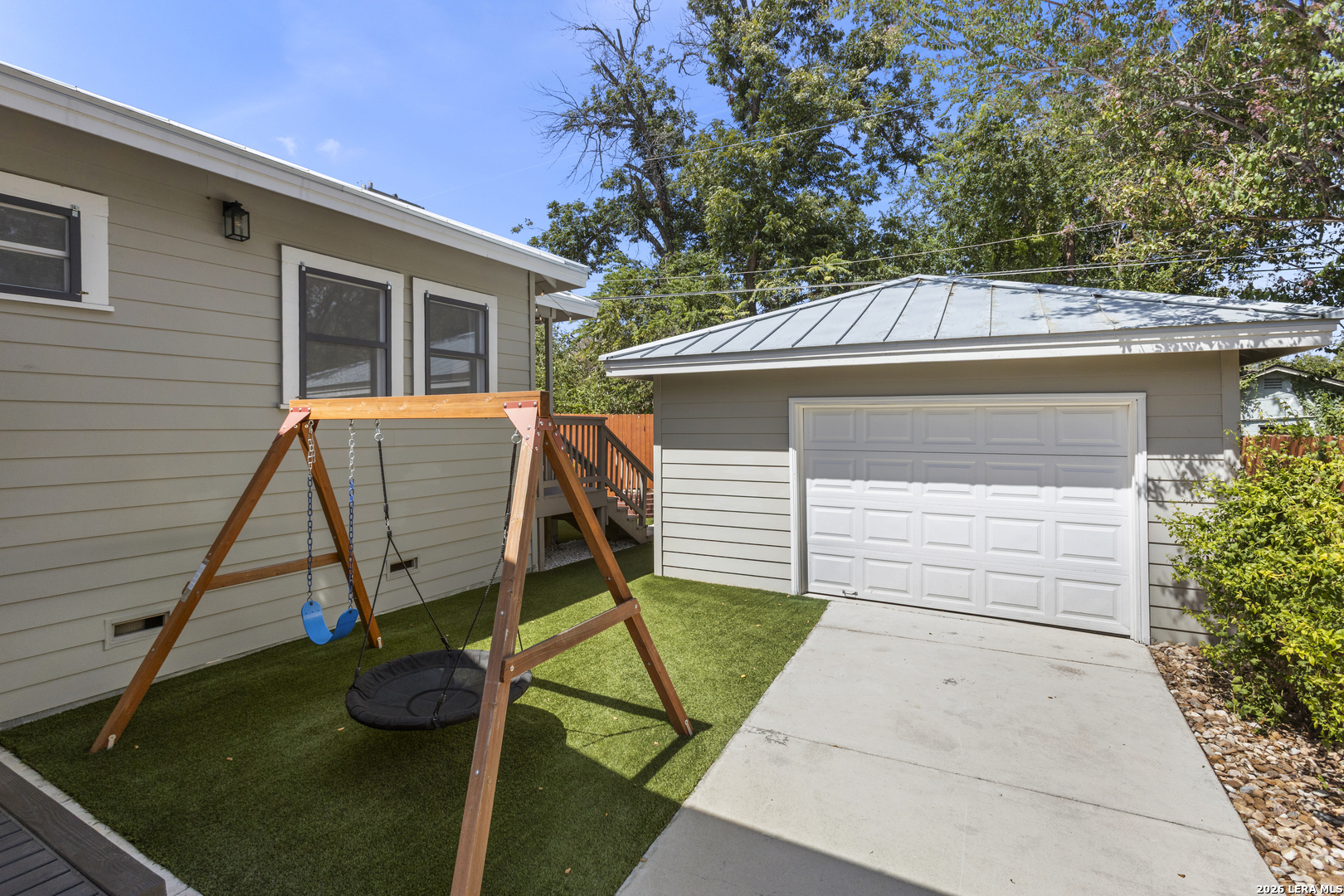 837 W Summit Ave, San Antonio, TX 78212