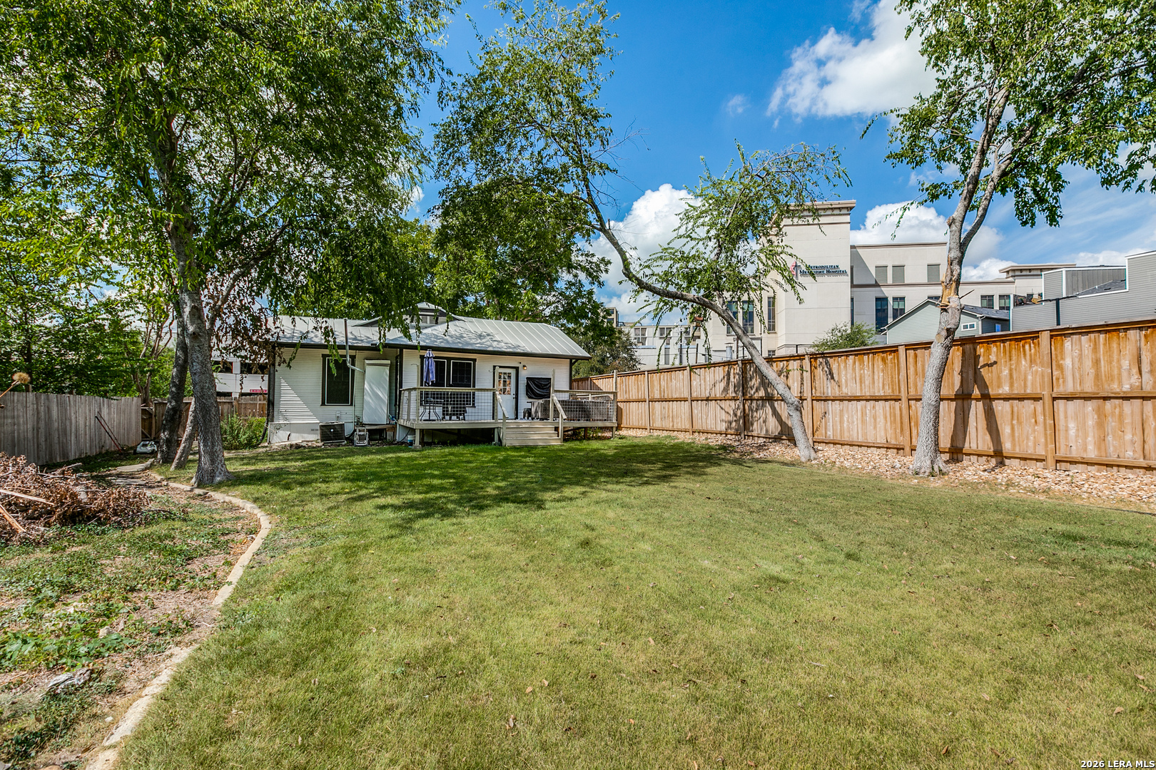 830 E Erie Ave, San Antonio, TX 78212