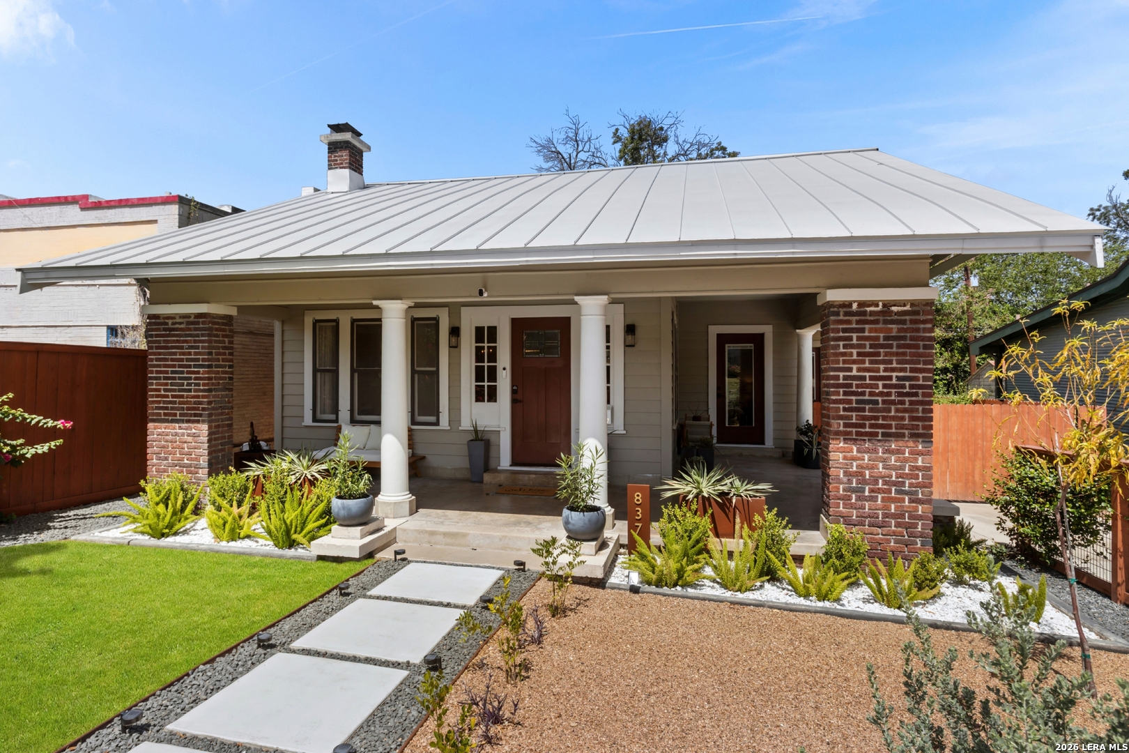 837 W Summit Ave, San Antonio, TX 78212