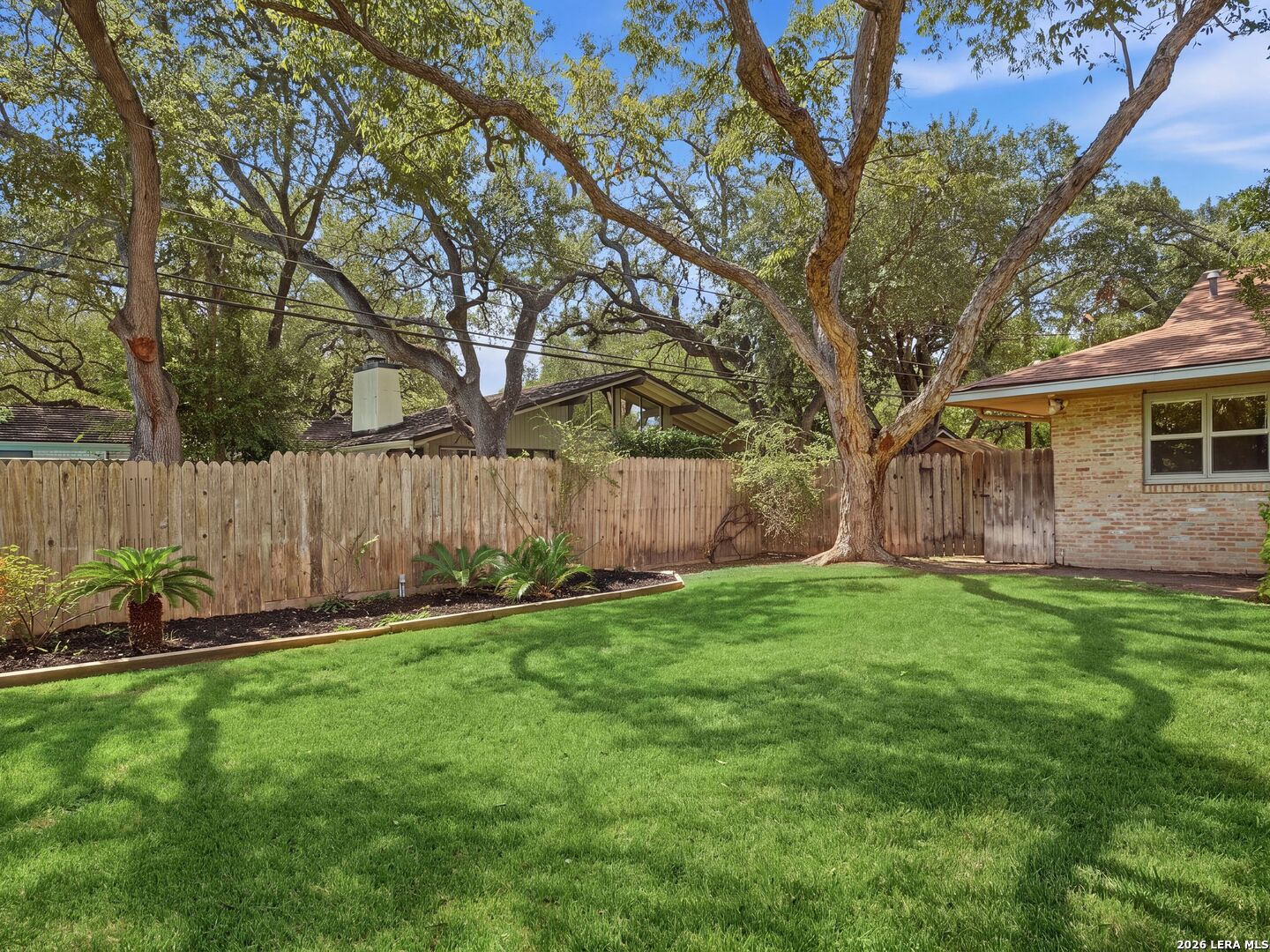 122 LABURNUM DR, San Antonio, TX 78209