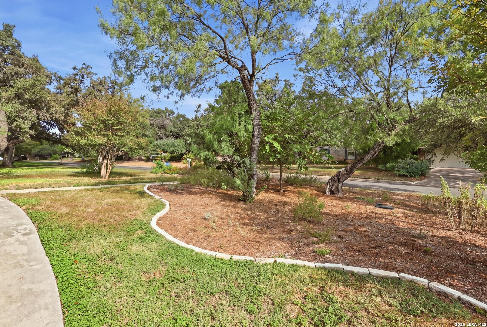 1102 HALTOWN DR, San Antonio, TX 78213