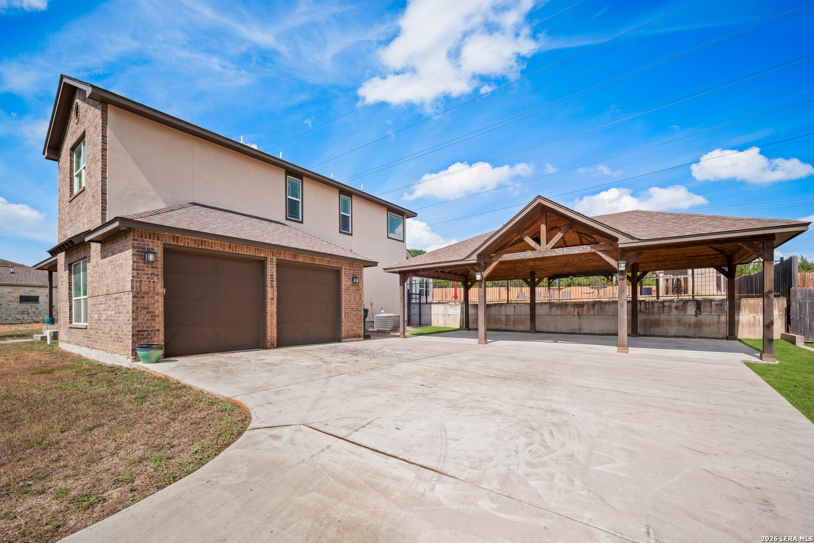 7215 AVERY RD, Live Oak, TX 78233