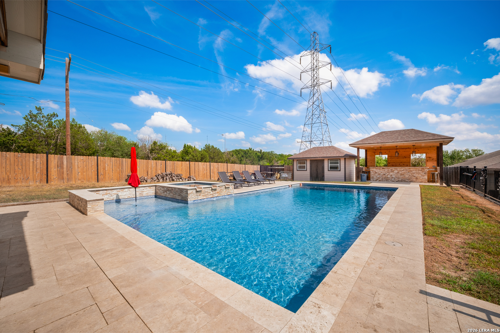 7215 AVERY RD, Live Oak, TX 78233