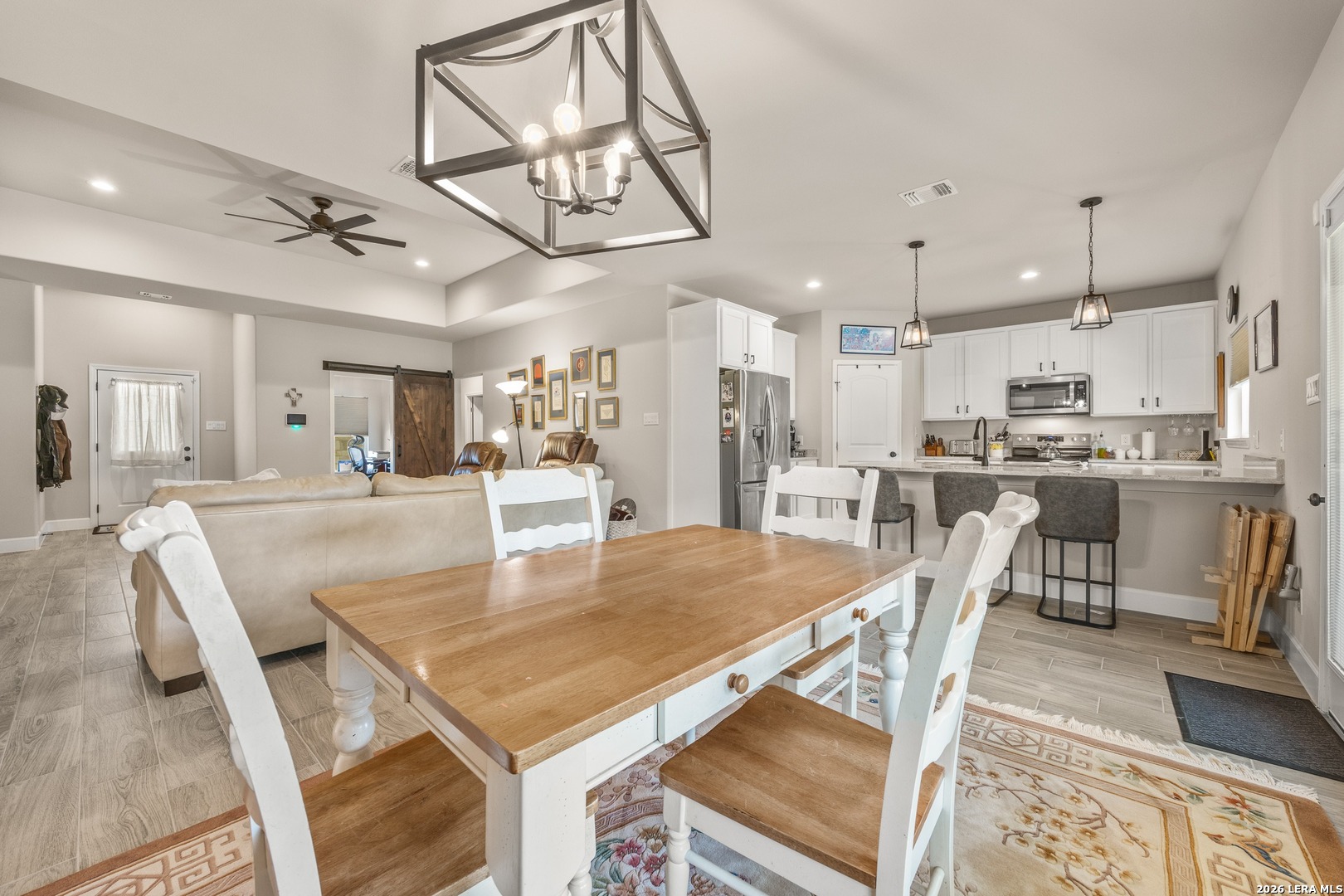 202 Roy Nichols Dr
