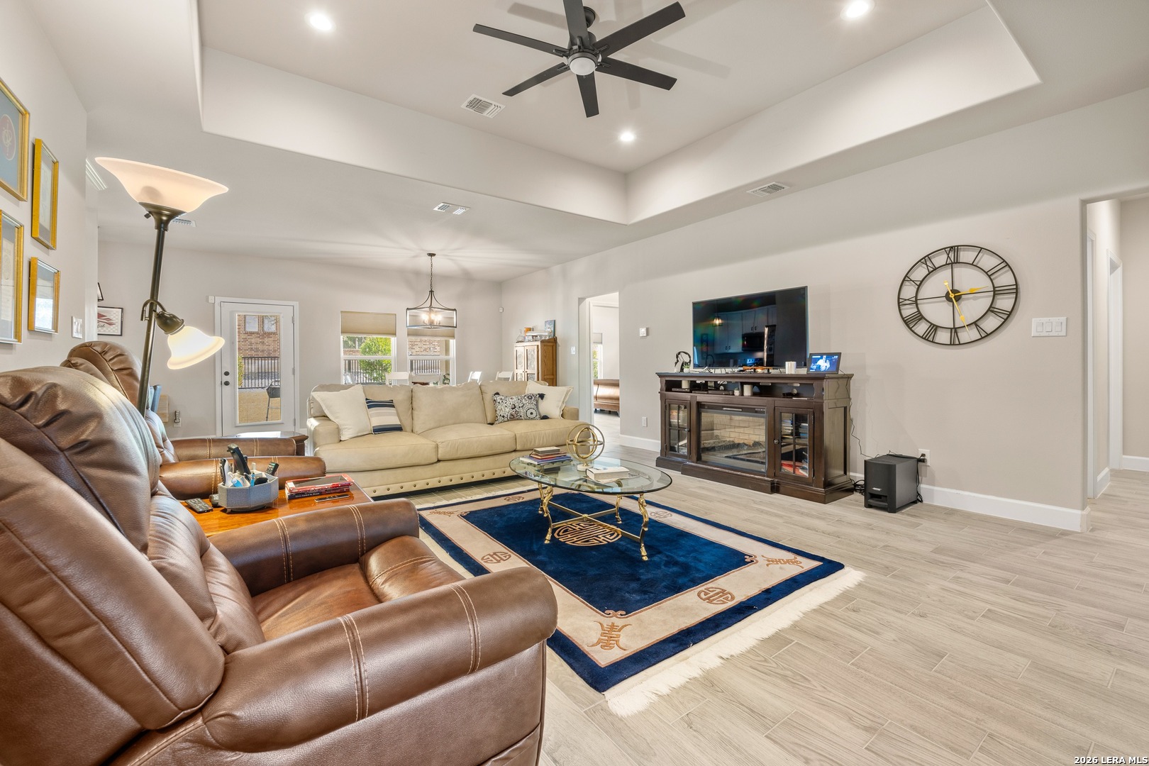 202 Roy Nichols Dr