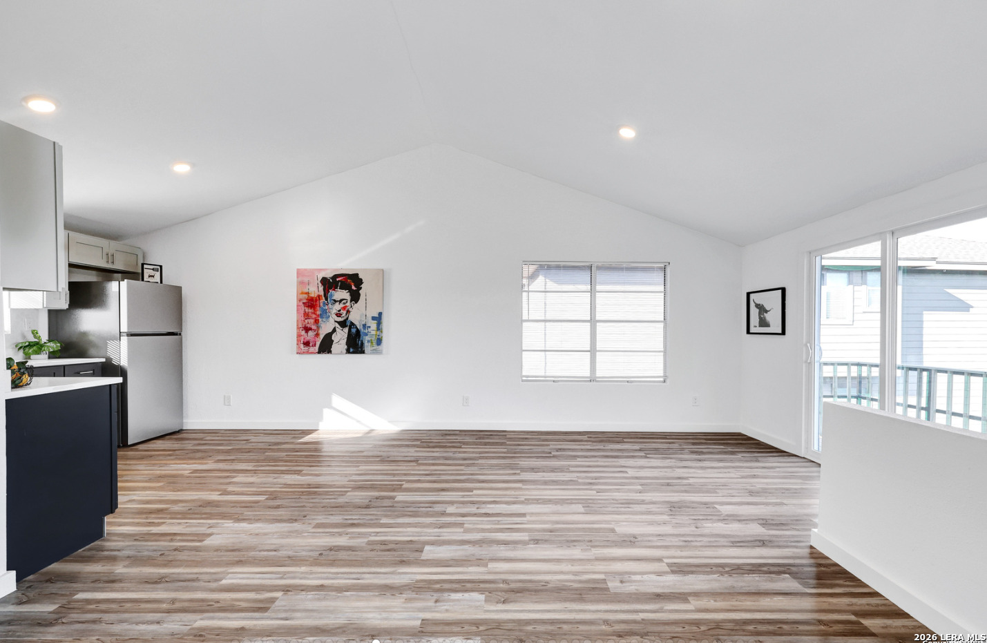 1122 OAKRIDGE LN, Canyon Lake, TX 78133