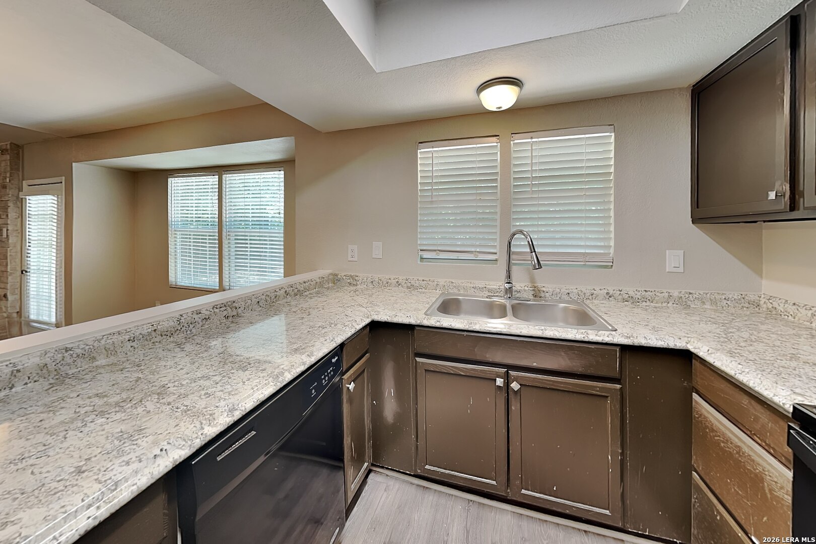 6227 RIDGE PLACE ST, San Antonio, TX 78250