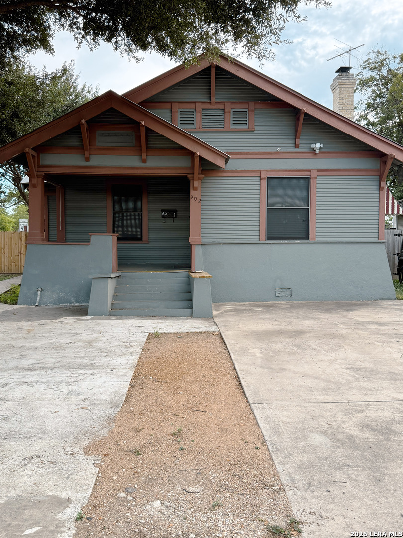 902 W Gramercy, San Antonio, TX 78201