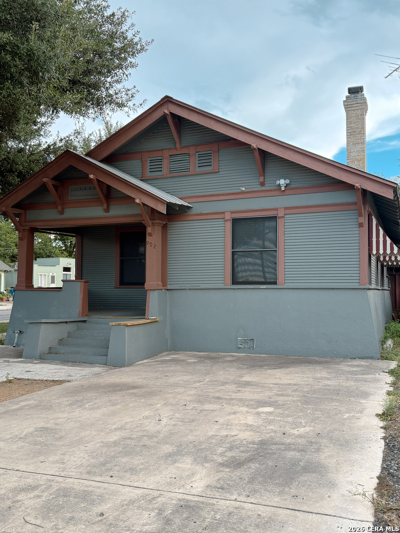 902 W Gramercy, San Antonio, TX 78201