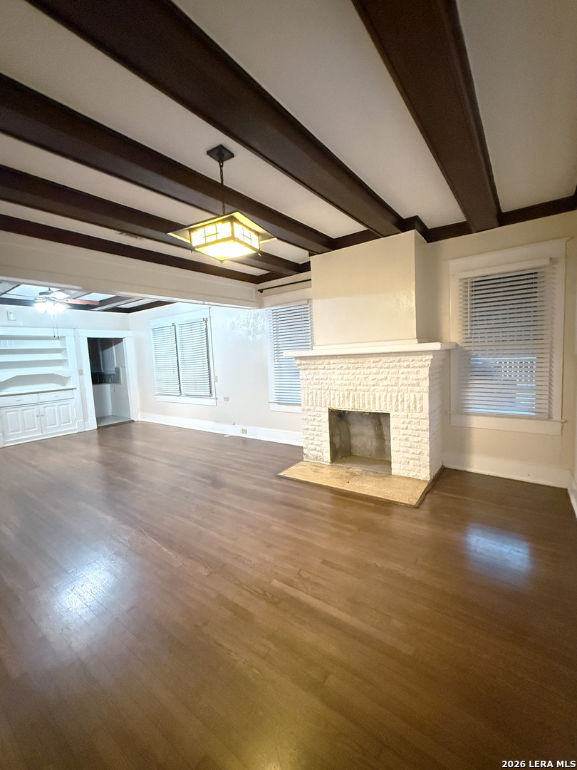 902 W Gramercy, San Antonio, TX 78201
