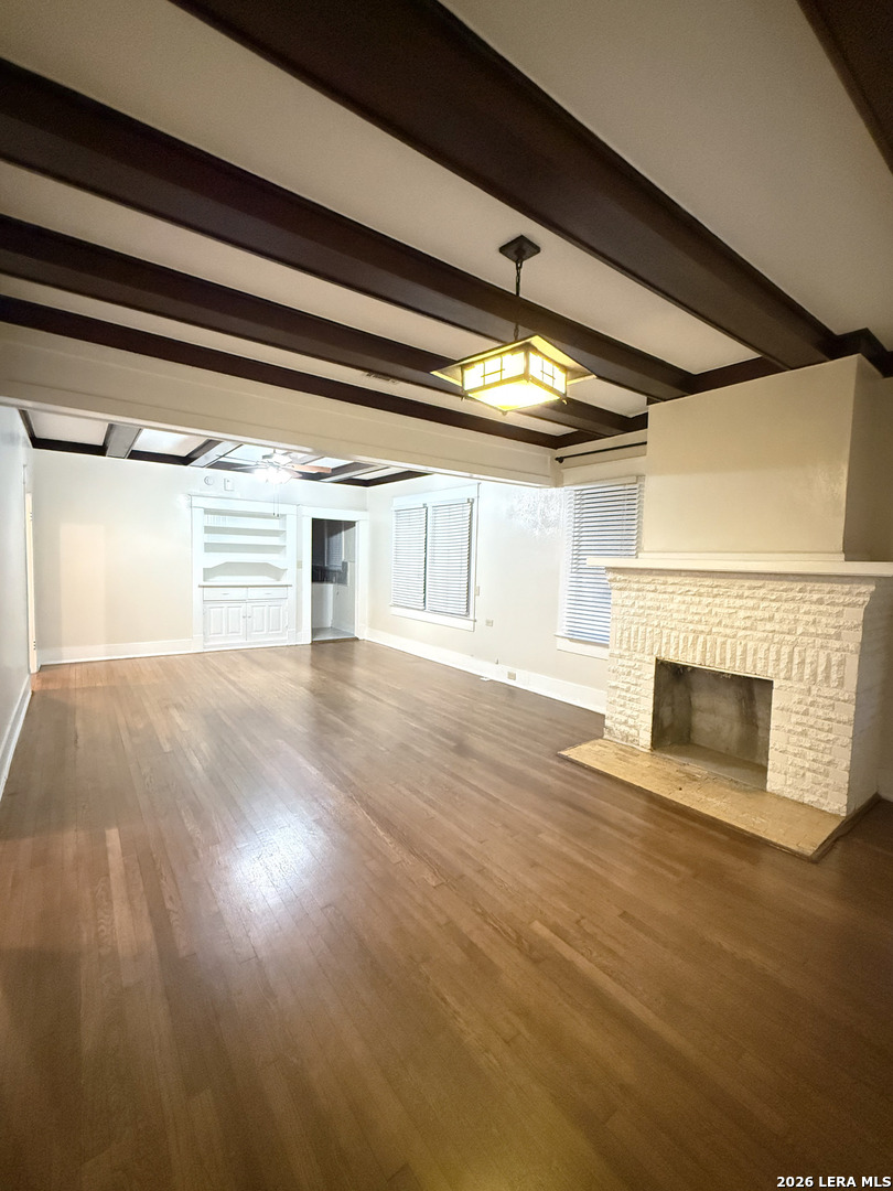 902 W Gramercy, San Antonio, TX 78201