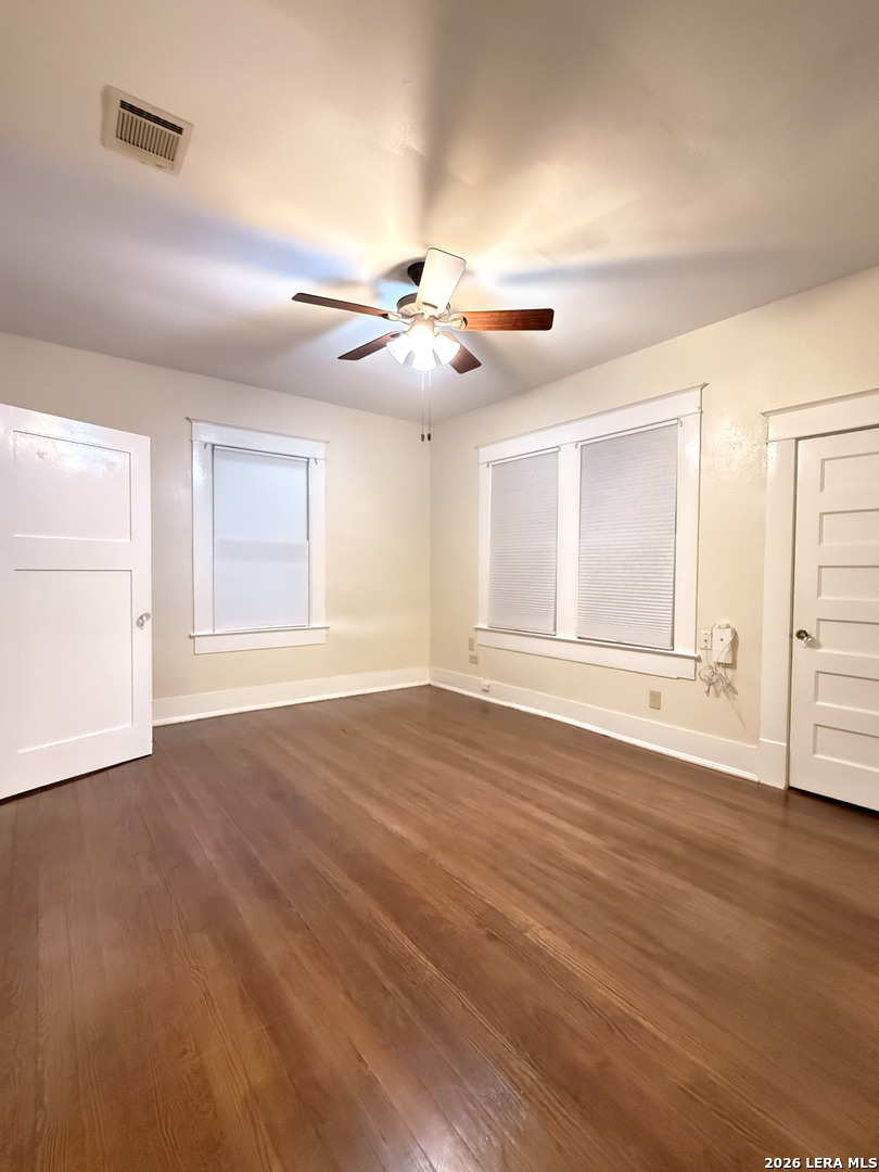 902 W Gramercy, San Antonio, TX 78201
