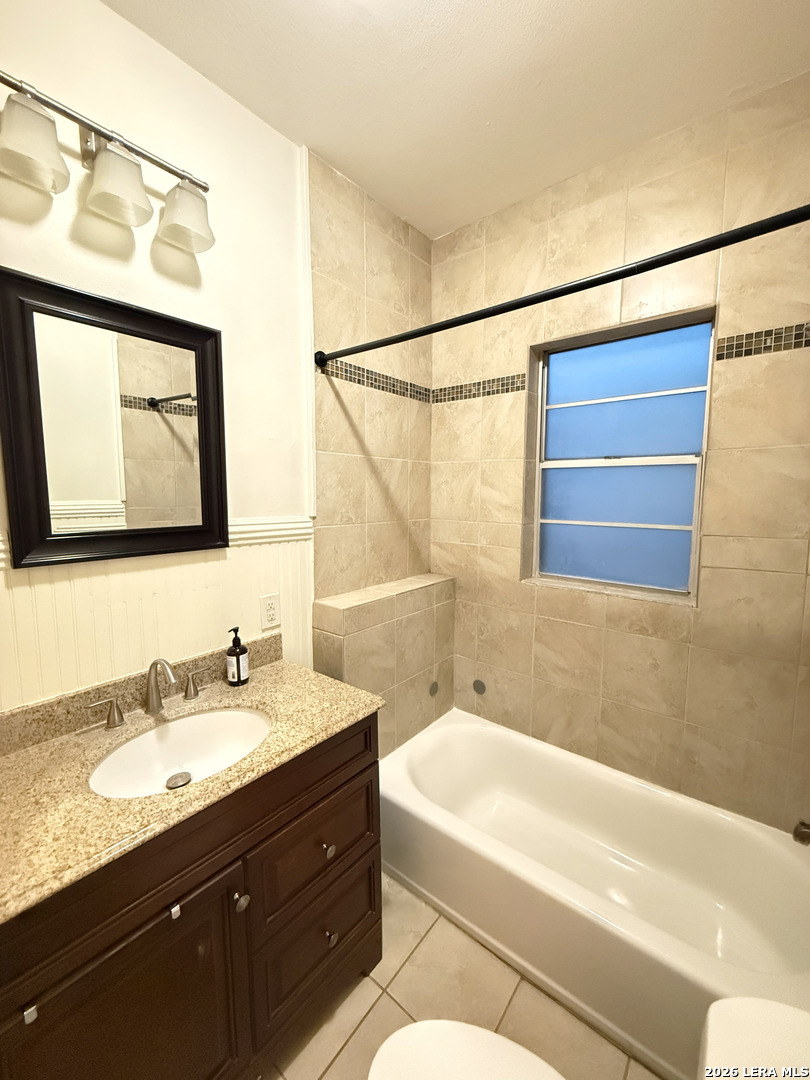 902 W Gramercy, San Antonio, TX 78201