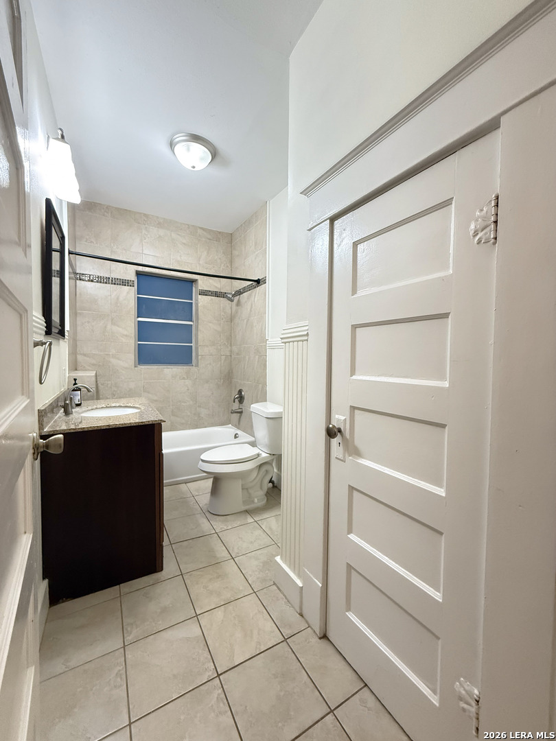 902 W Gramercy, San Antonio, TX 78201