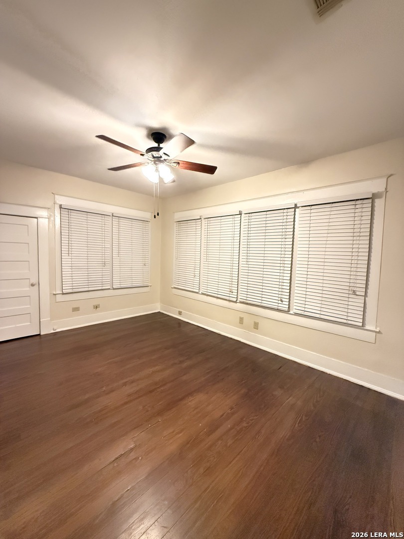 902 W Gramercy, San Antonio, TX 78201