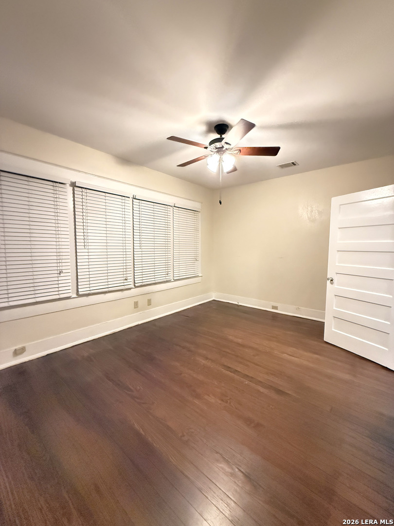 902 W Gramercy, San Antonio, TX 78201
