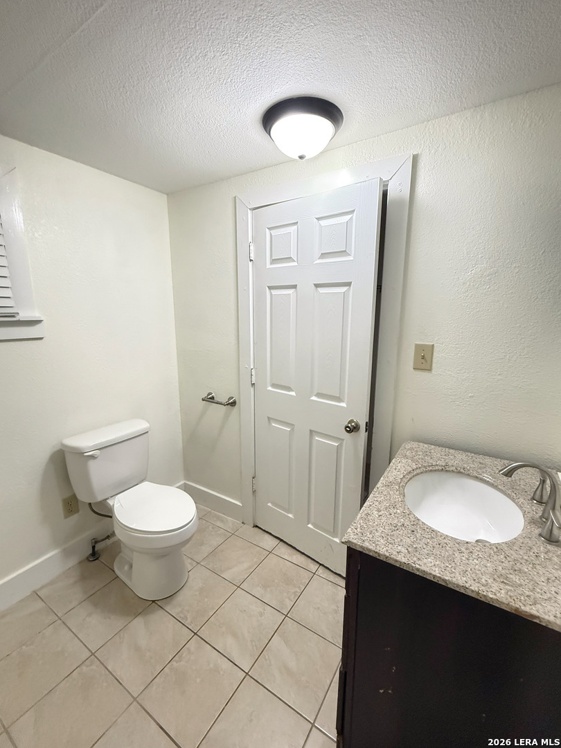 902 W Gramercy, San Antonio, TX 78201