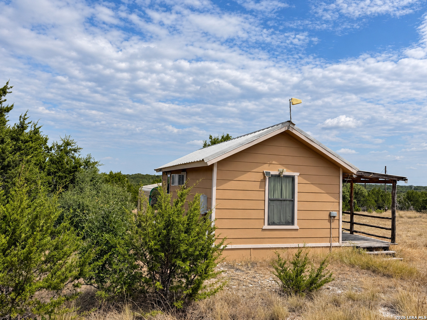 70 County Road 280, Rocksprings, TX 78880
