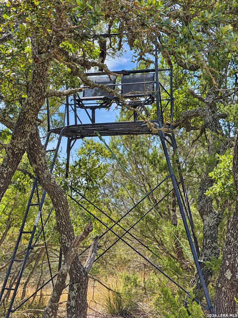70 County Road 280, Rocksprings, TX 78880