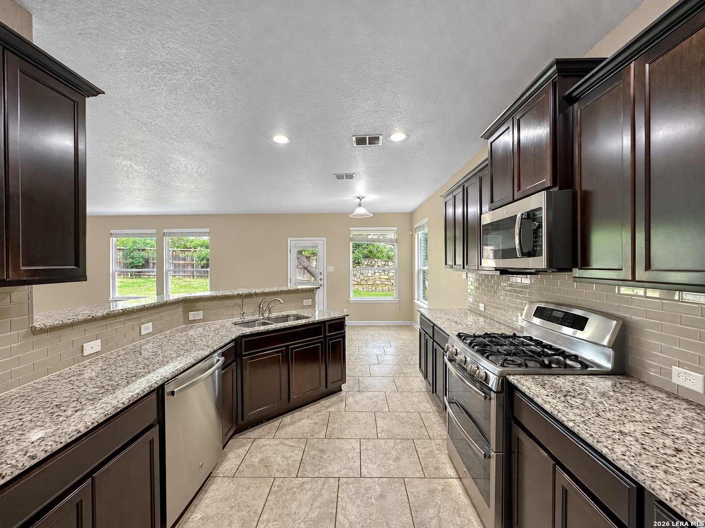 6847 Briscoe Mill, San Antonio, TX 78253