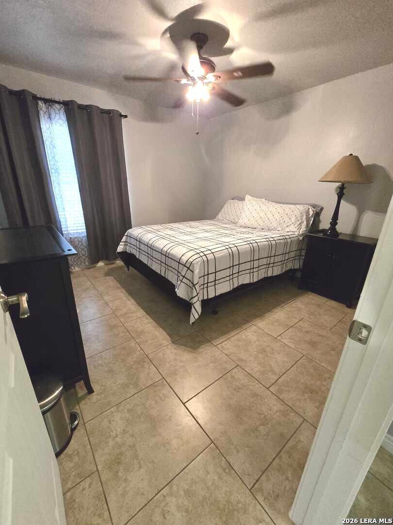 7019 Holly Mountain St, San Antonio, TX 78250