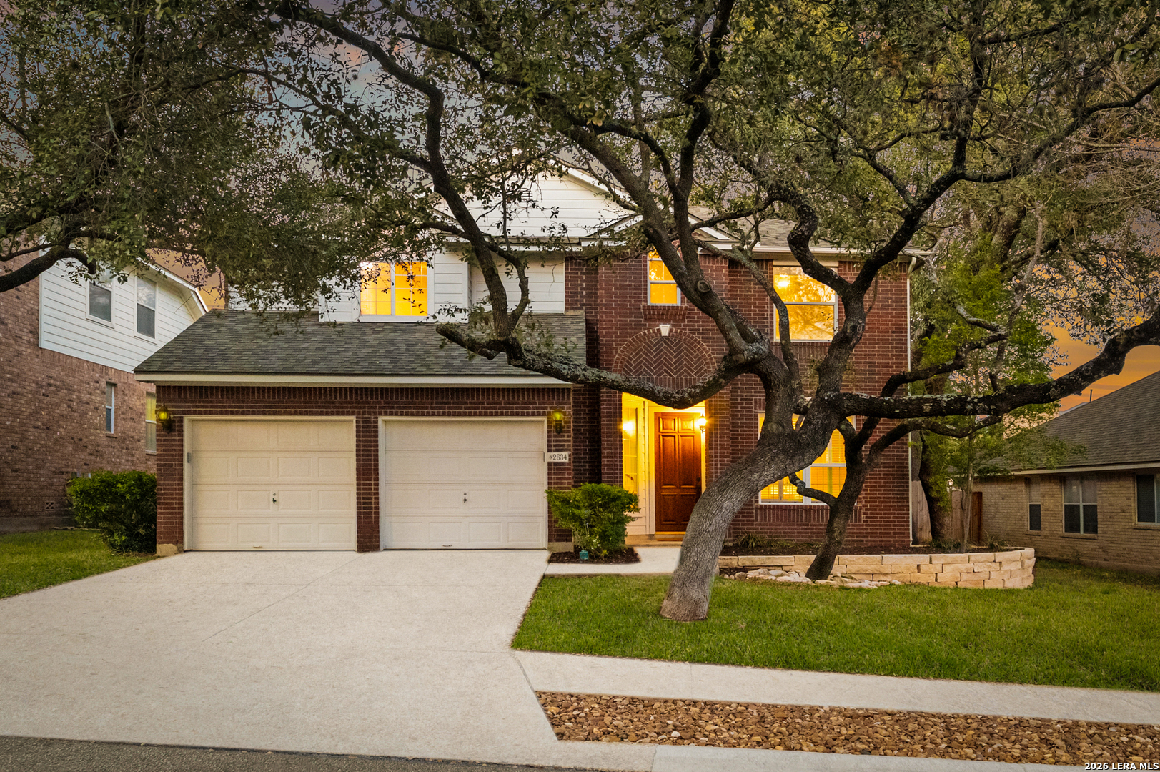 2634 Lakehills St Listing Cover Image