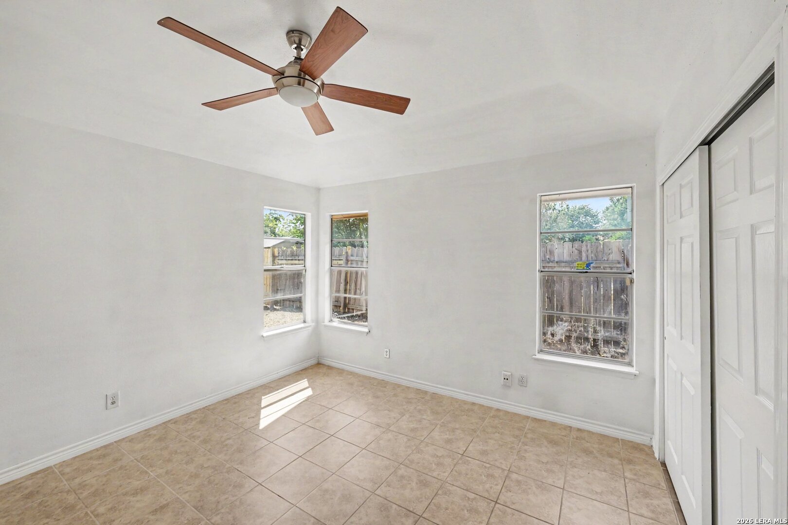 11416 HATCHET PASS DR, San Antonio, TX 78245
