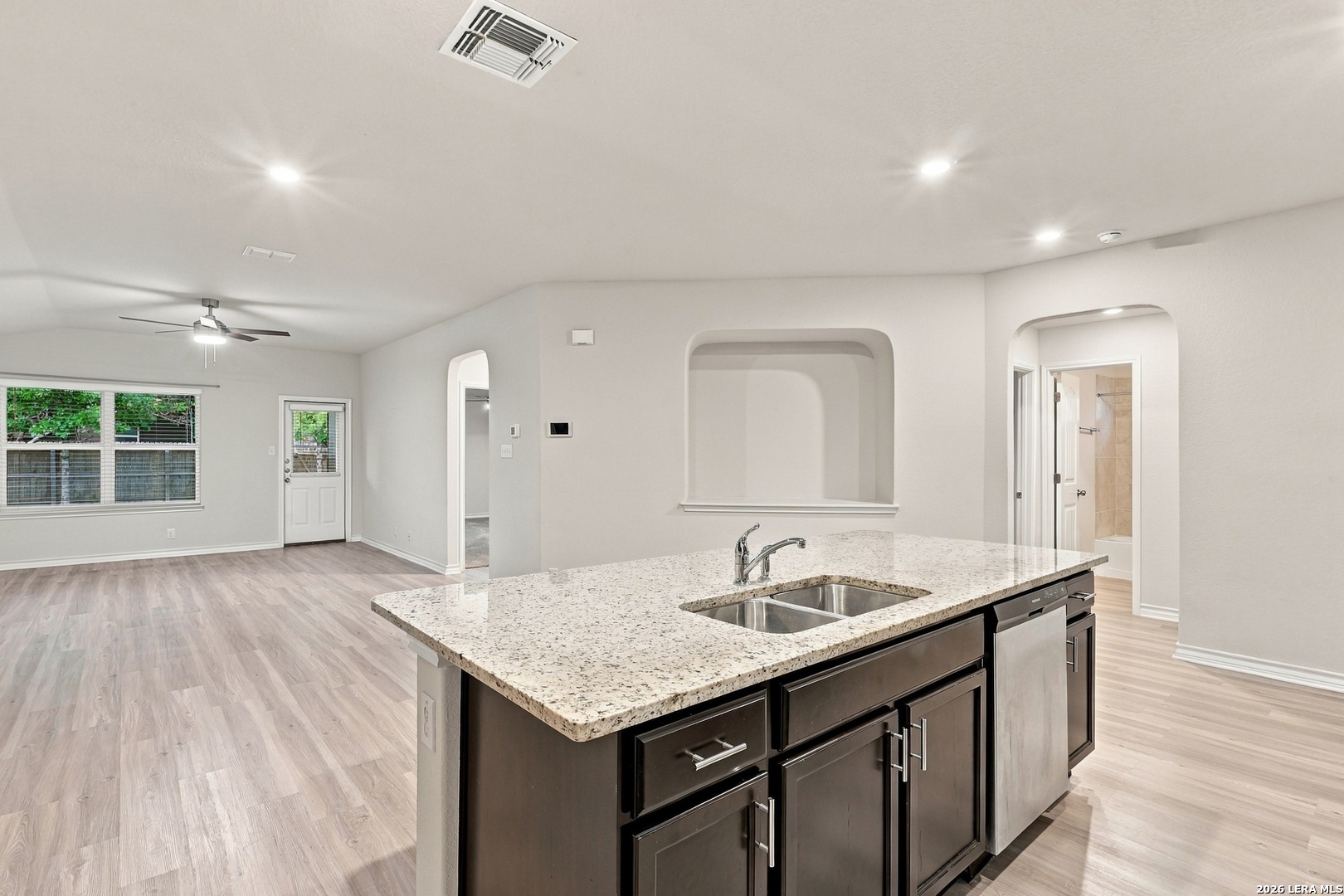5915 Calaveras Way, San Antonio, TX 78253