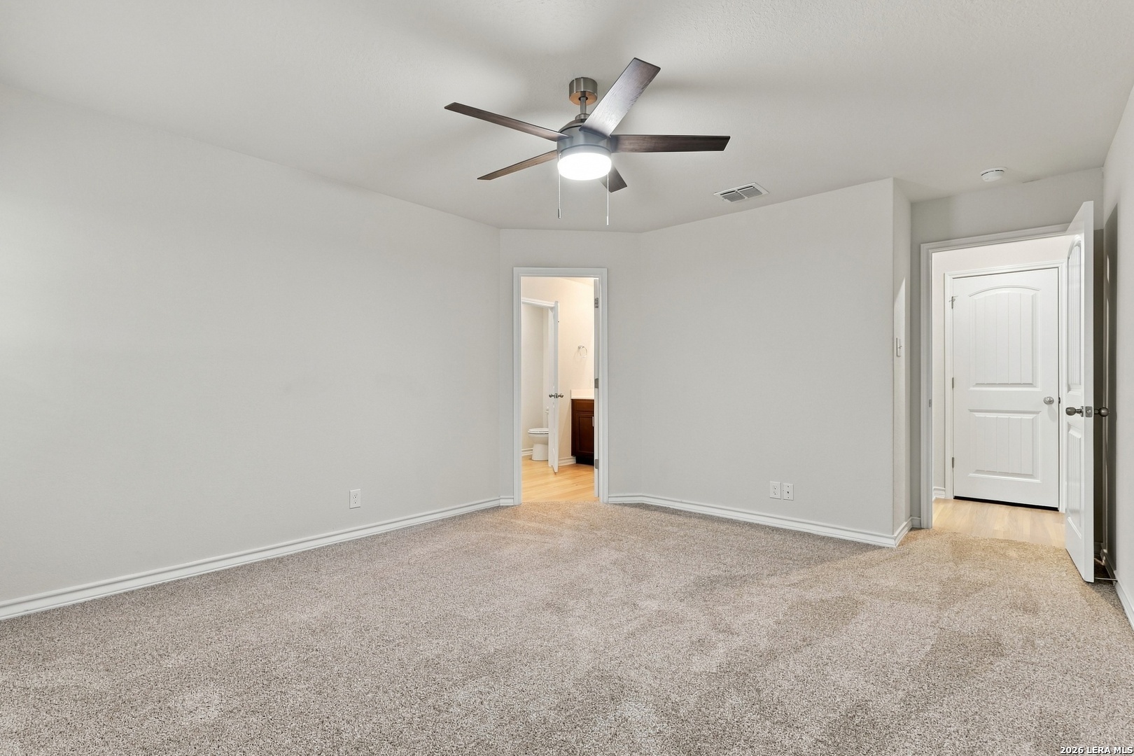 5915 Calaveras Way, San Antonio, TX 78253
