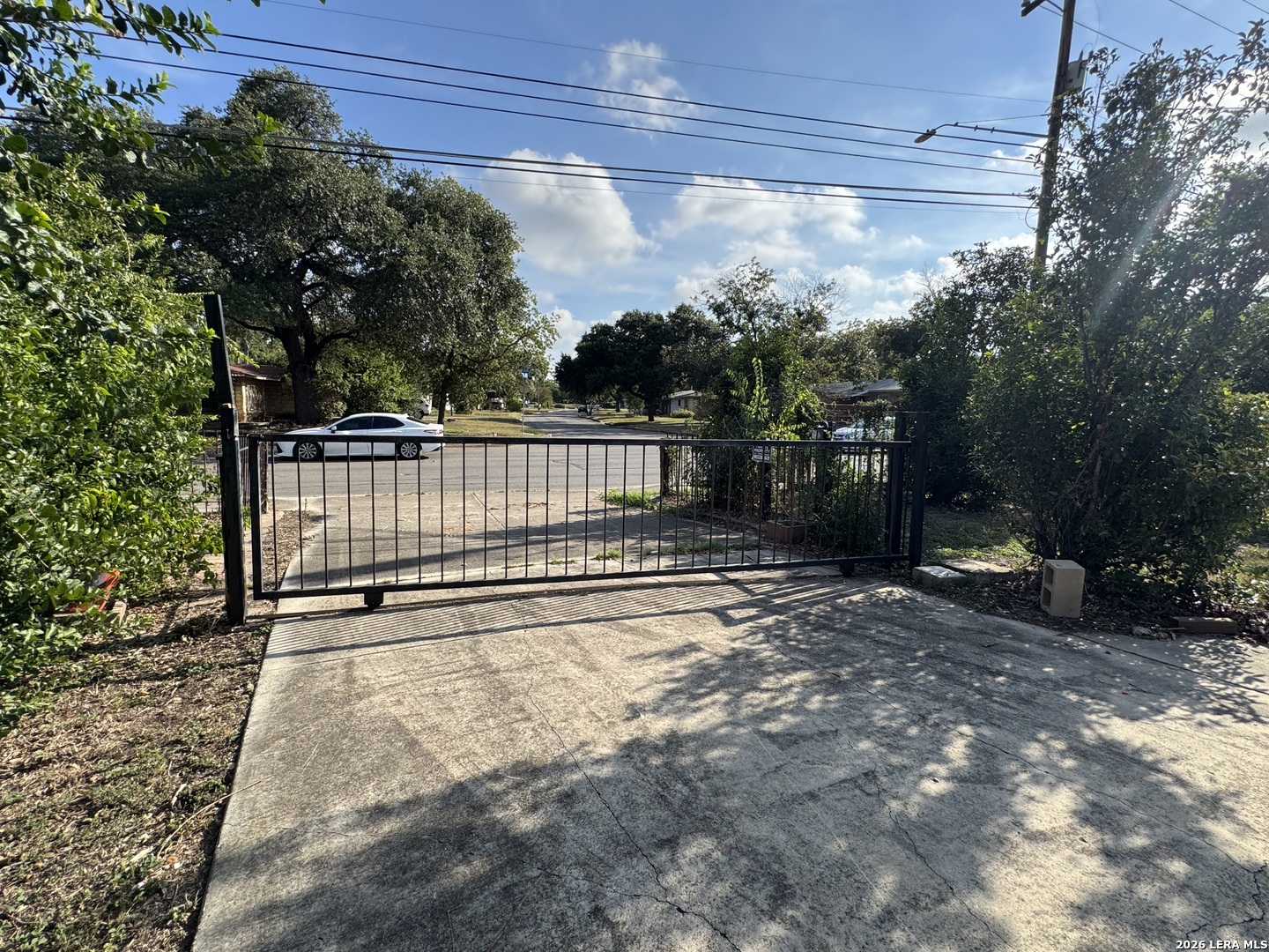Photo 3 of Single family home for sale at 424 Babcock Rd, San Antonio, TX 78201 | MLS# 2023147 | Listing updated on 2026-10-12