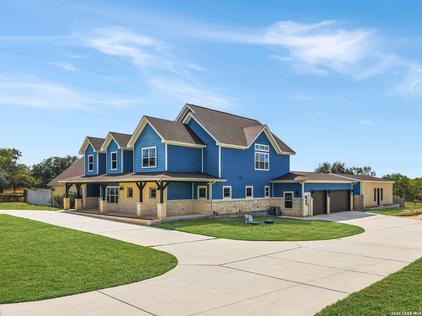 Photo 2 of Single family home for sale at 2729 County Rd 357, La Vernia, TX 78121 | MLS# 2012925 | Listing updated on 2026-10-09