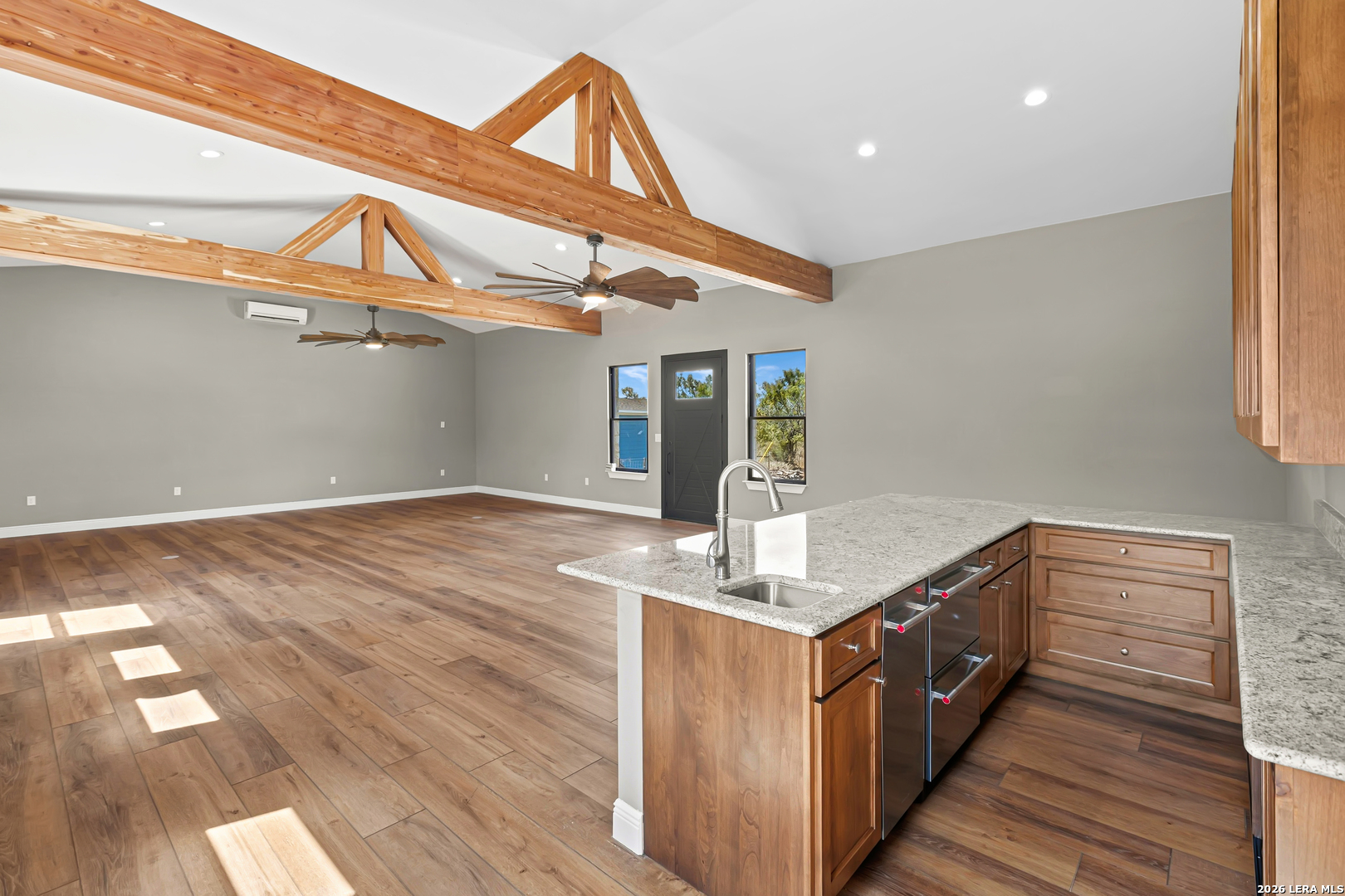 2729 County Road 357, La Vernia, TX 78121