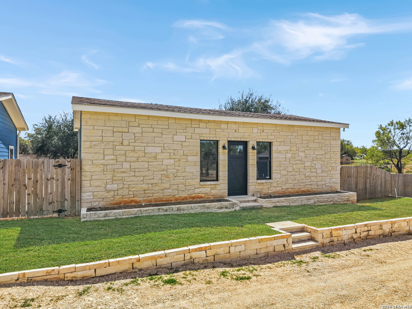 2729 County Road 357, La Vernia, TX 78121