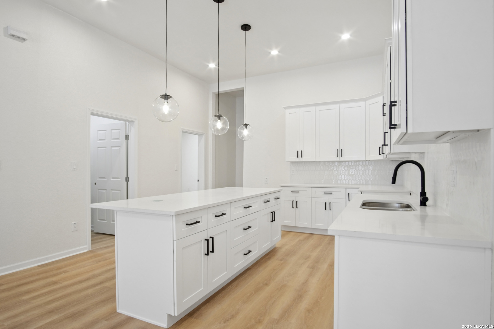 614 MONTANA ST, San Antonio, TX 78203