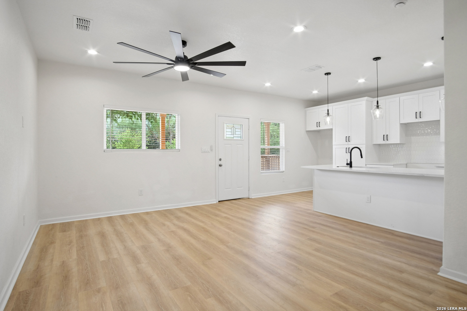 614 MONTANA ST, San Antonio, TX 78203
