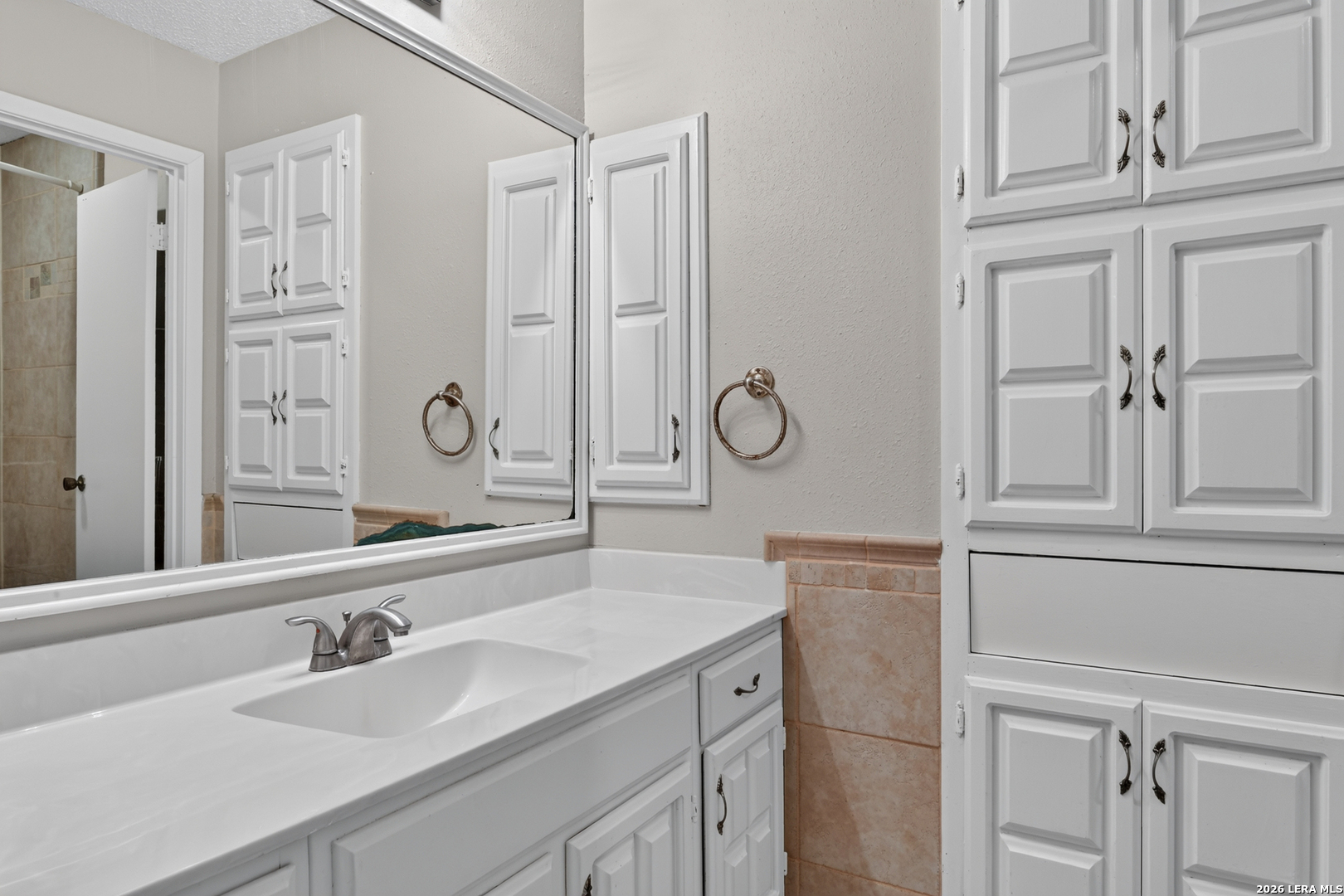 5411 TIMBER POST ST, San Antonio, TX 78250