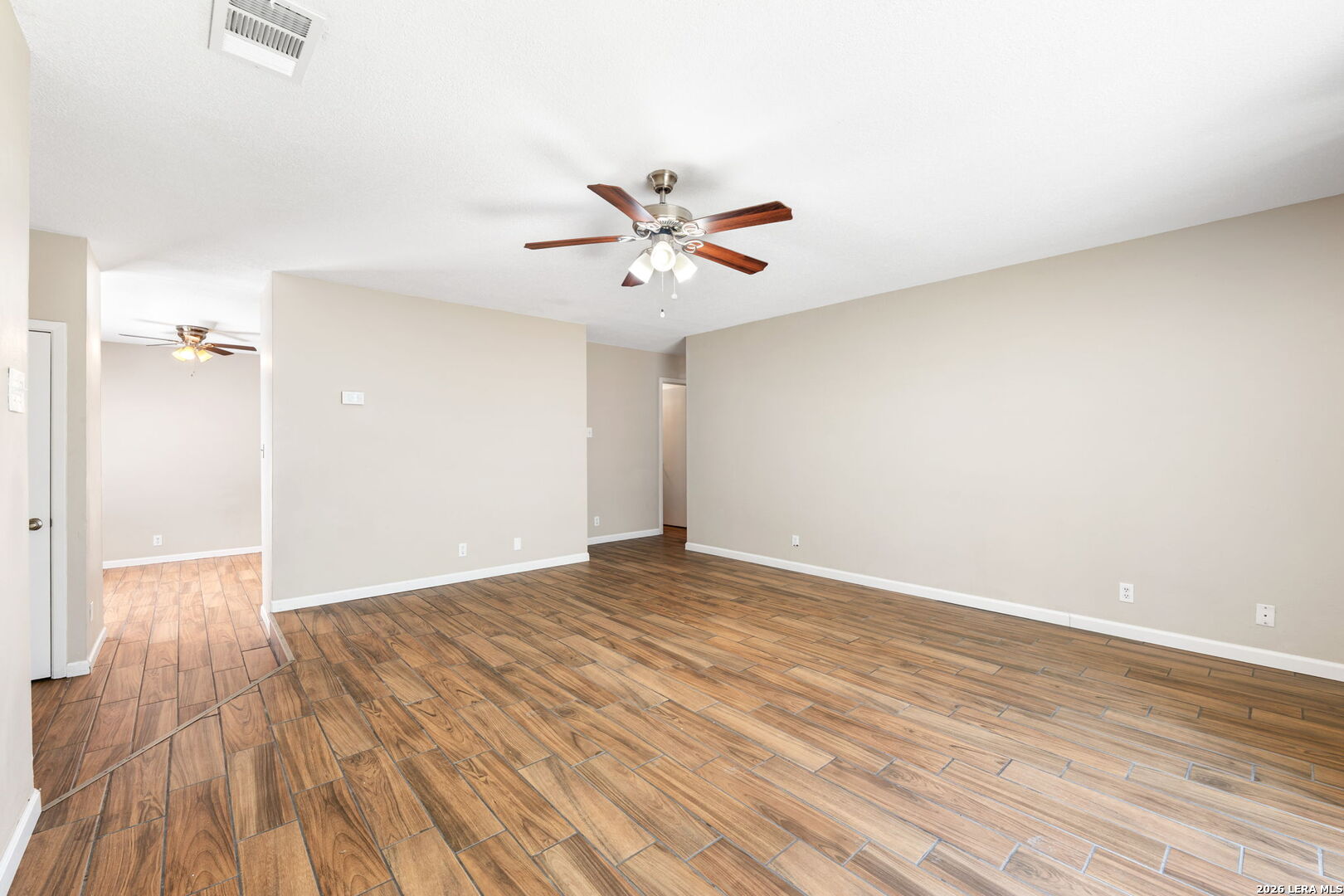 816 Meadow Stone, Converse, TX 78109