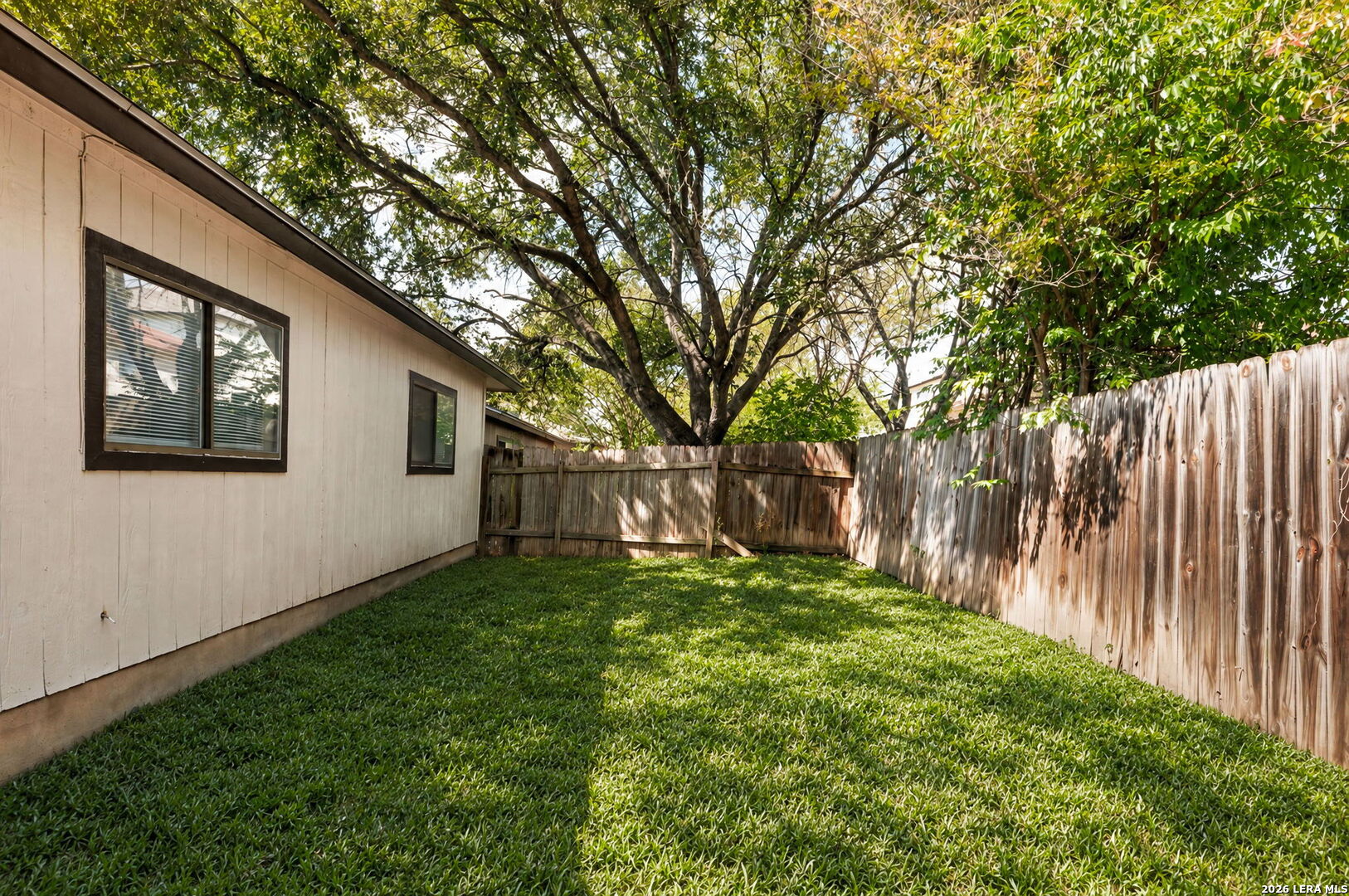 816 Meadow Stone, Converse, TX 78109