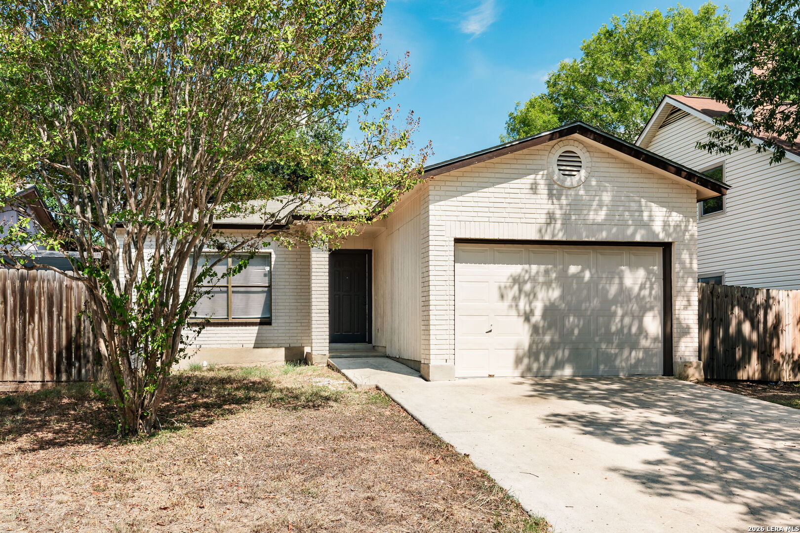 816 Meadow Stone, Converse, TX 78109
