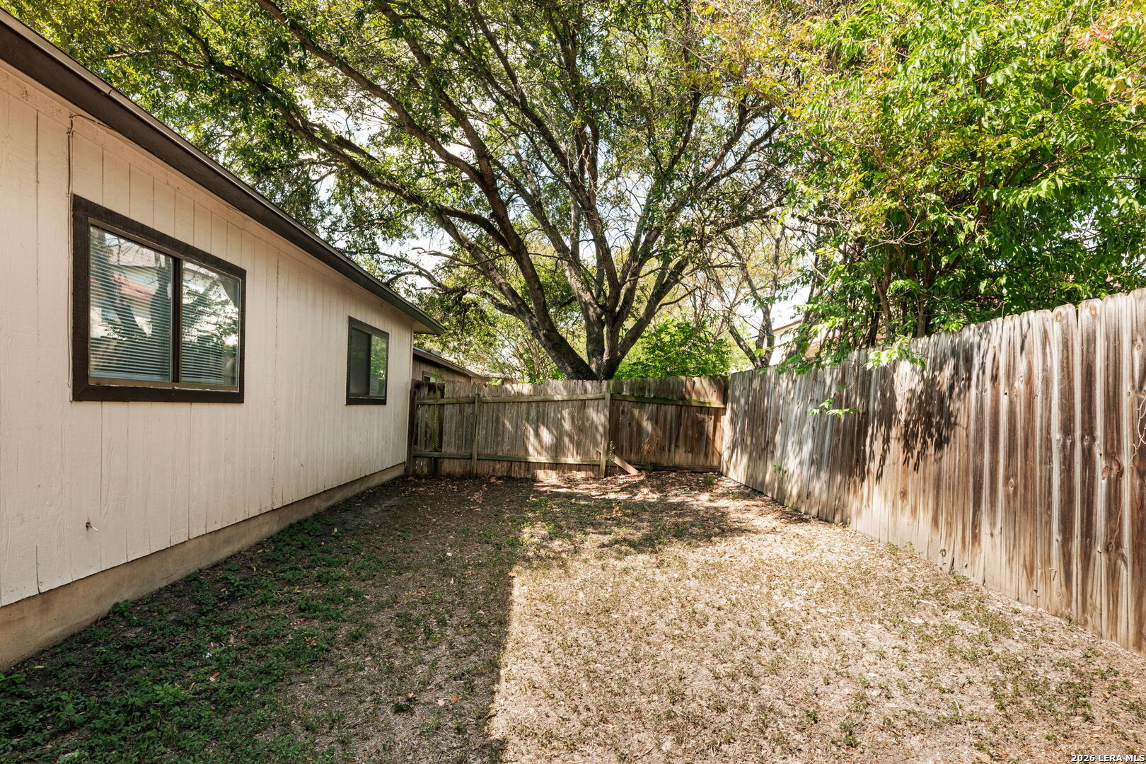 816 Meadow Stone, Converse, TX 78109