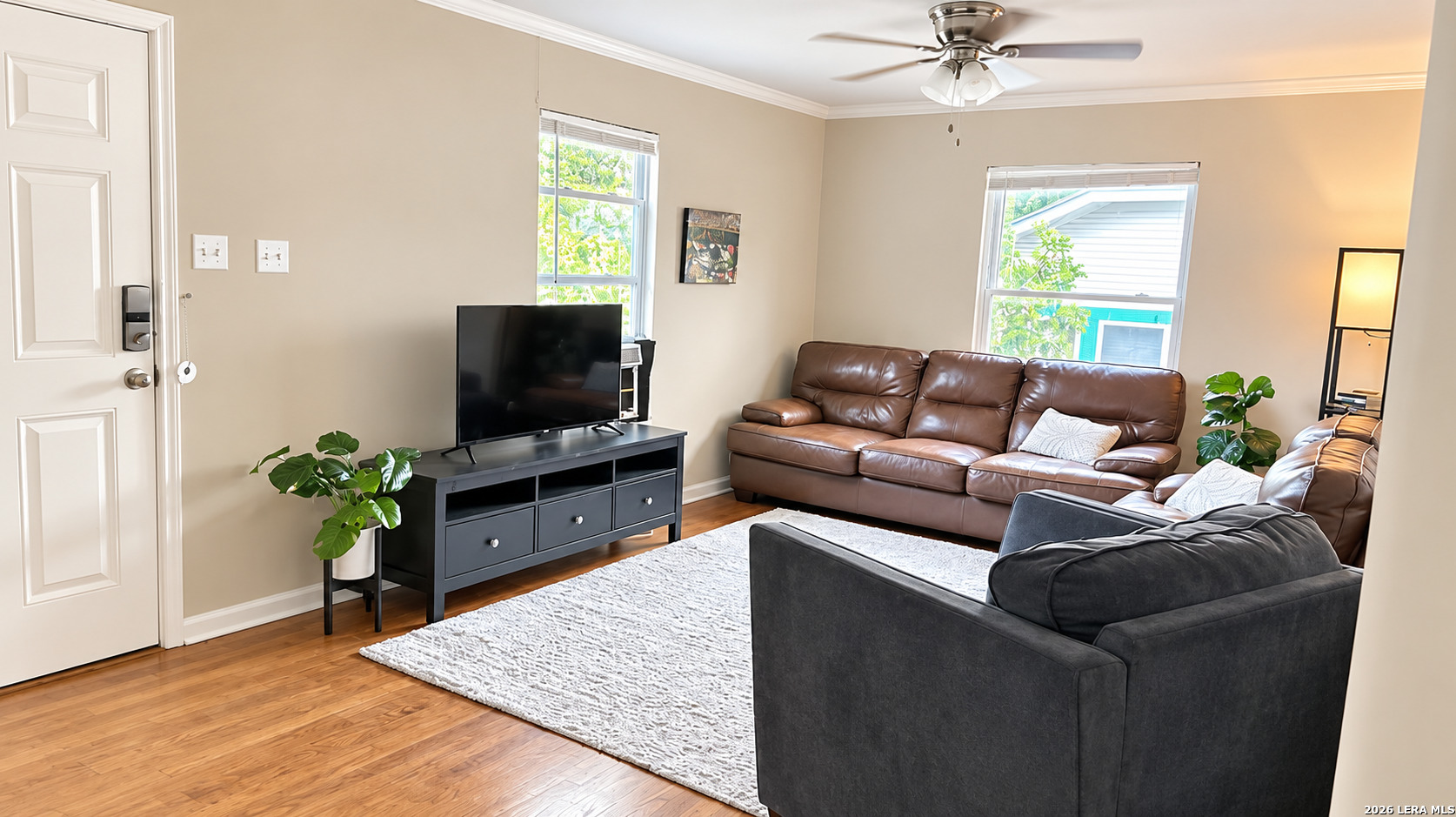 1448 W SUMMIT AVE, San Antonio, TX 78201