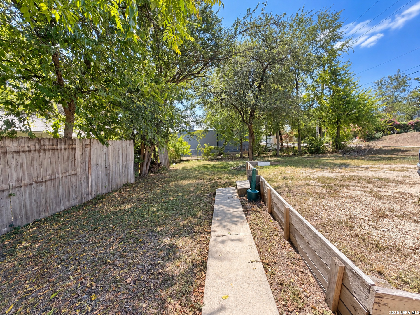 1448 W SUMMIT AVE, San Antonio, TX 78201
