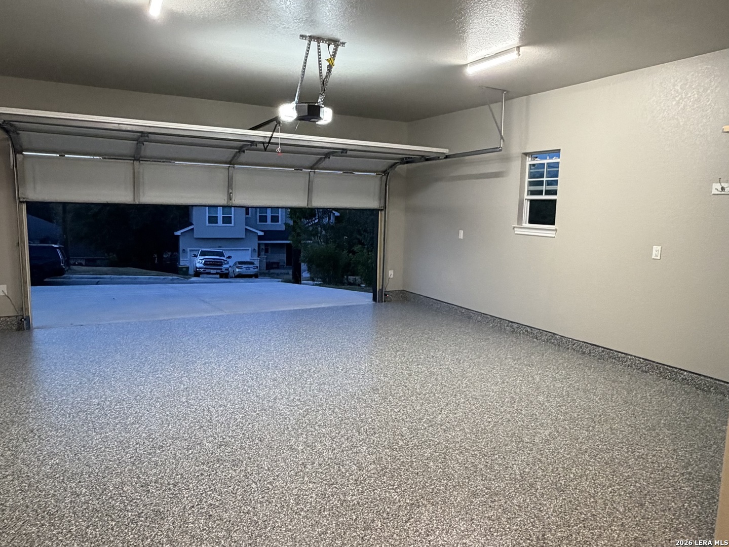 8116 Ventura Blvd, Selma, TX 78154