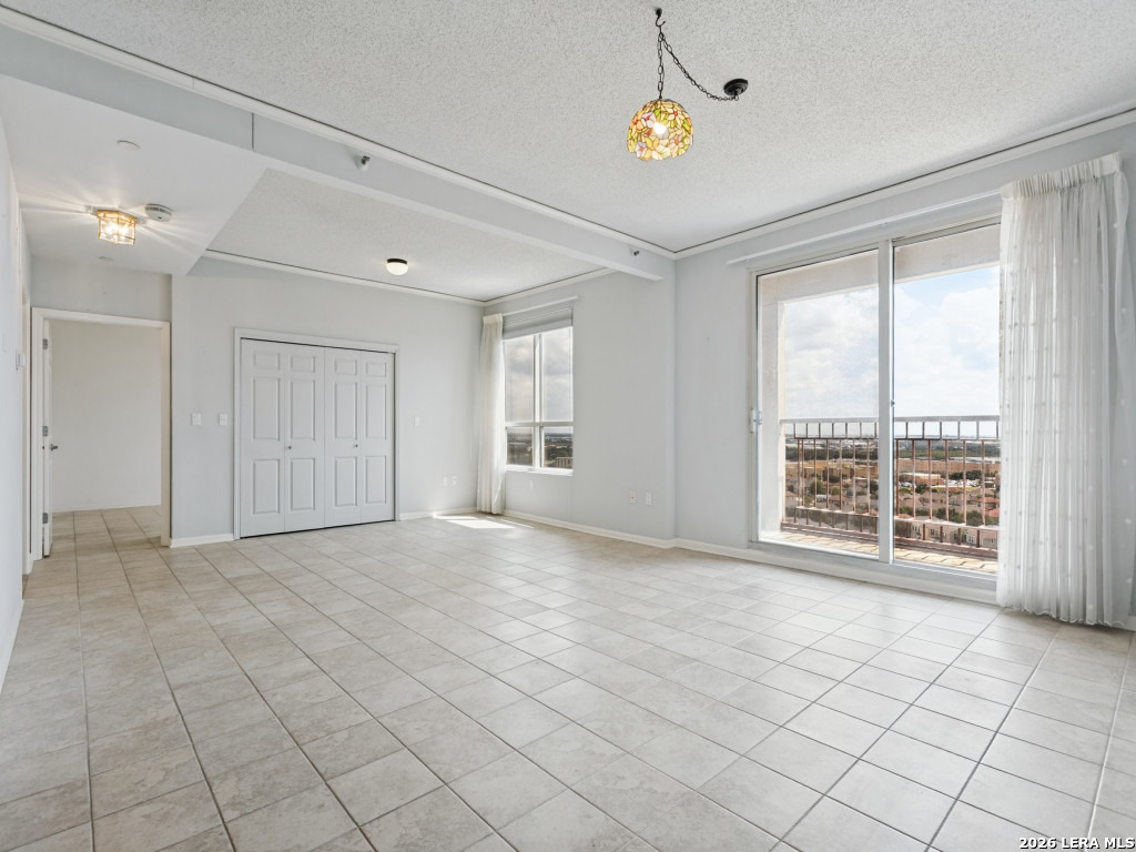 1 Towers Park Ln, #1110, San Antonio, TX 78209