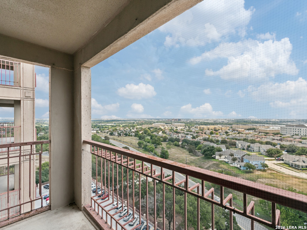 1 Towers Park Ln, #1110, San Antonio, TX 78209